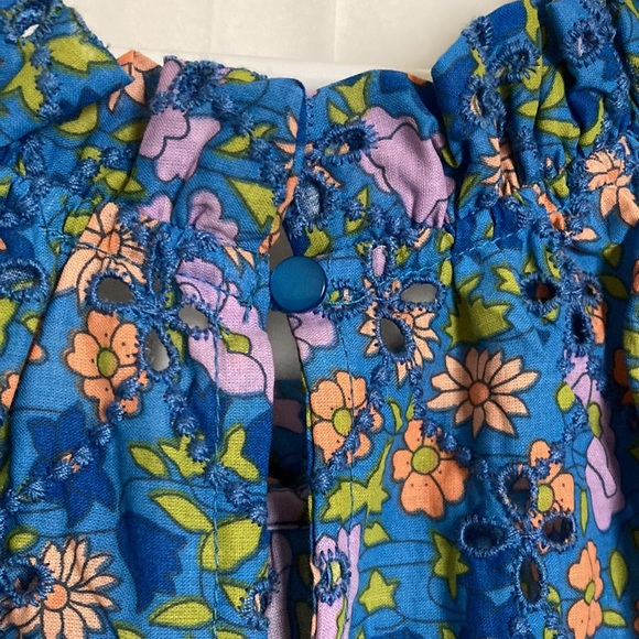 Jennifer & Grace -Eyelet Top- size XL - Picture 11 of 14